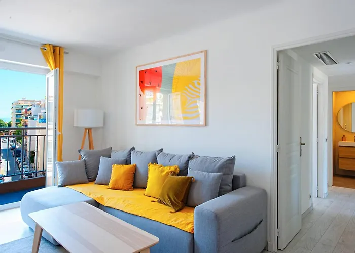 Milady-perle Neuve, Wifi, Climatisée, Centre D'antibes Au Calme Appartement Antibes