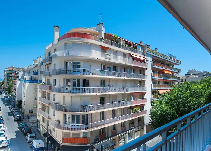 Apartament Milady-perle Neuve, Wifi, Climatisee, Centre D'antibes Au Calme